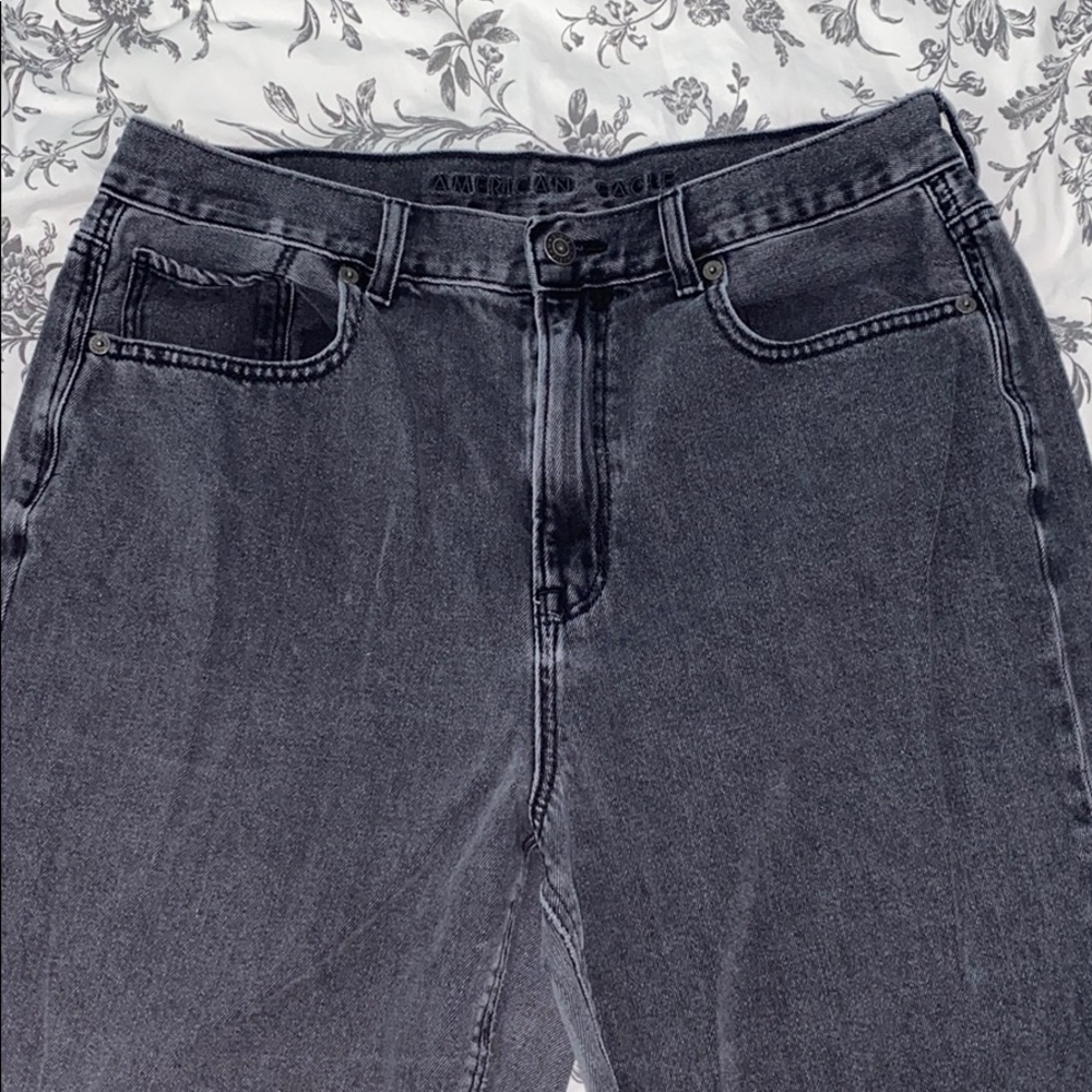 American eagle high waited black mom jeans
